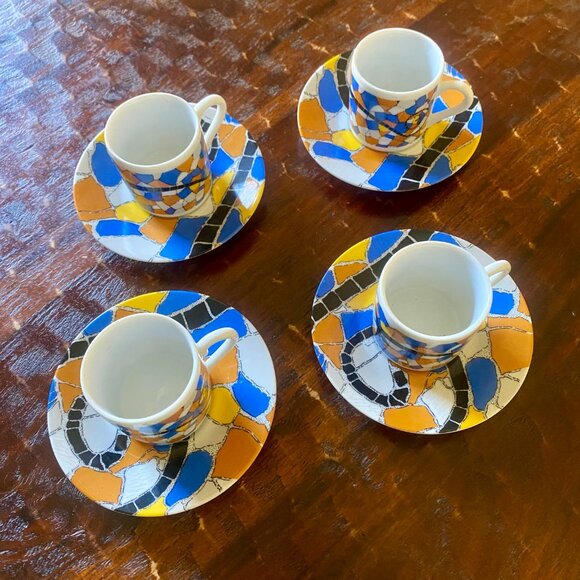 Set of 4 Trencadis Gaudi espresso cups/saucers, purchased in Barcelona, vintage. - Picture 2 of 10